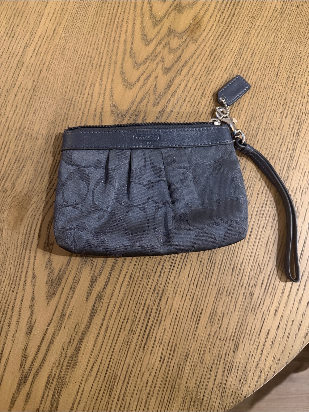 Coach Vintage Signature Wristlet in Charcoal